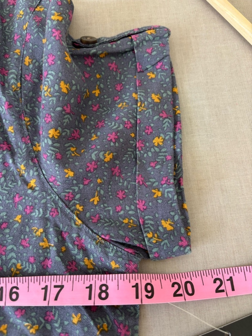 Kuhl Lilliana Indigo Orchid Short Sleeve Floral Shirt Outdoor Hiking XS - Picture 8 of 9